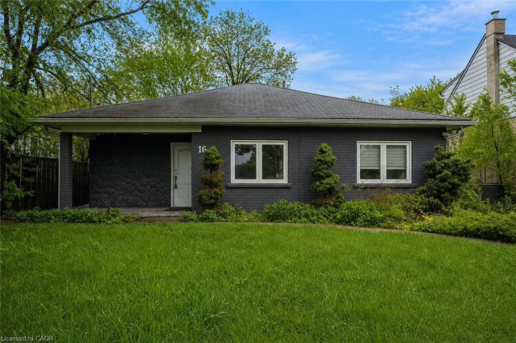 16 Woodward Avenue