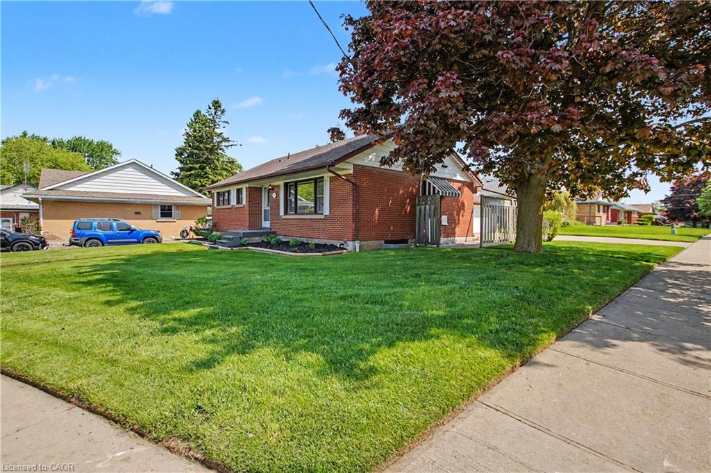 100 Weber Street S