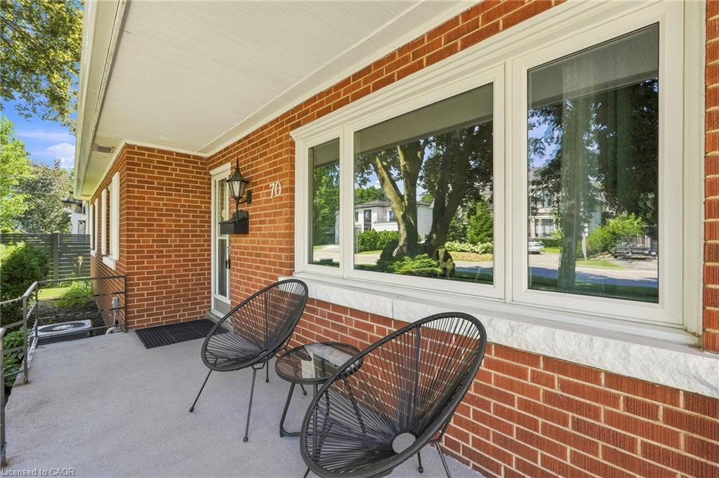 70 Floresta Court
