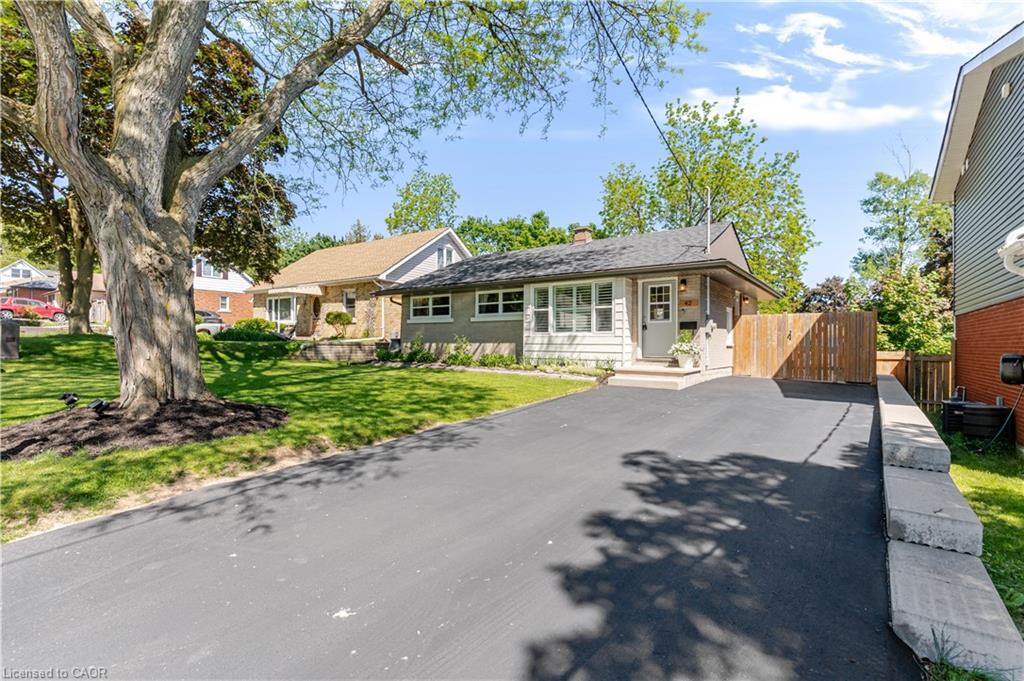 42 Fourth Avenue
