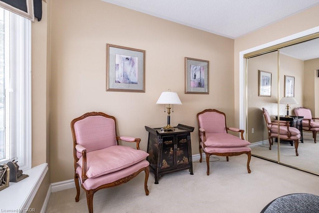 20 Meadowlands Boulevard 28