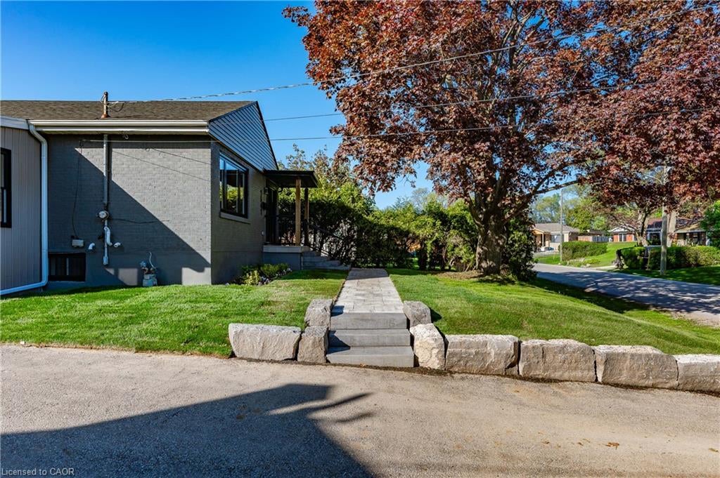 1041 Shepherd's Drive