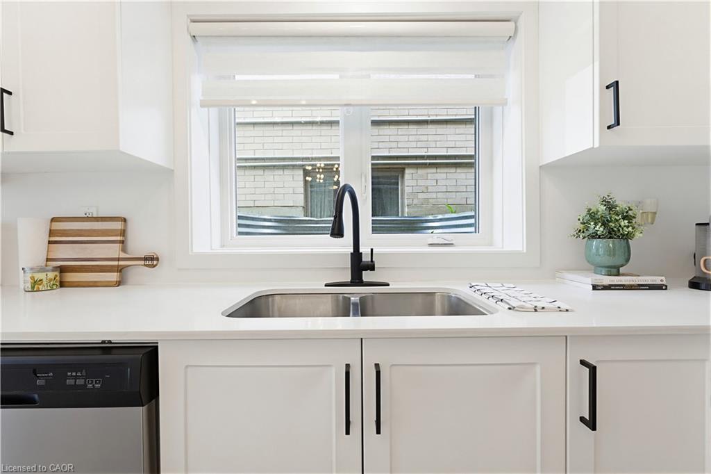 205 West Oak Trail 42