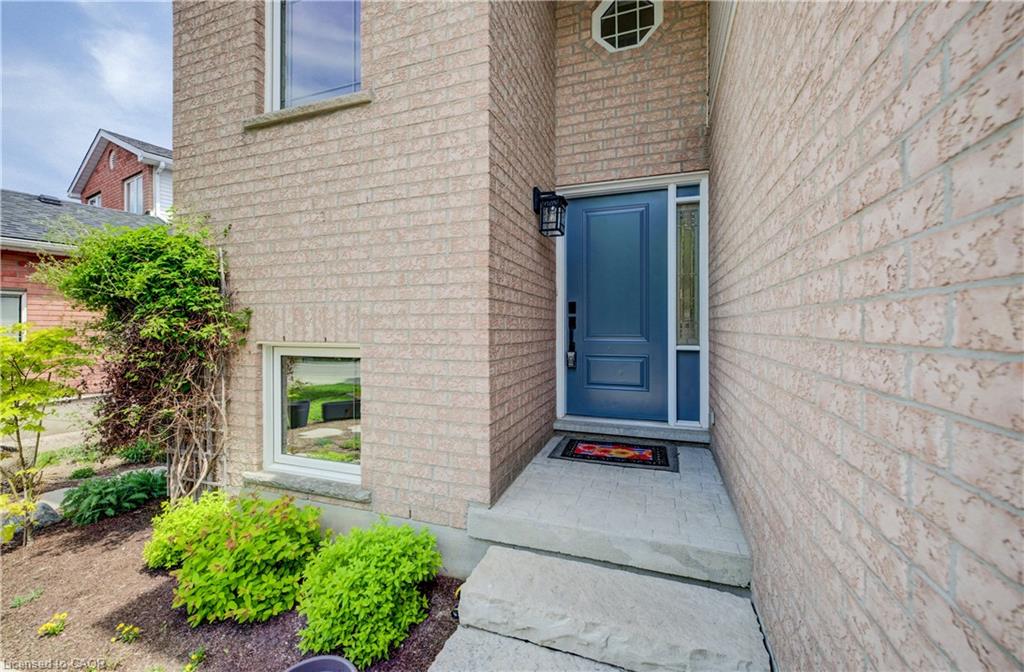 464 Northlake Drive