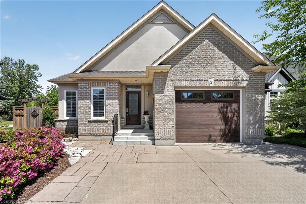 2 Seyval Place