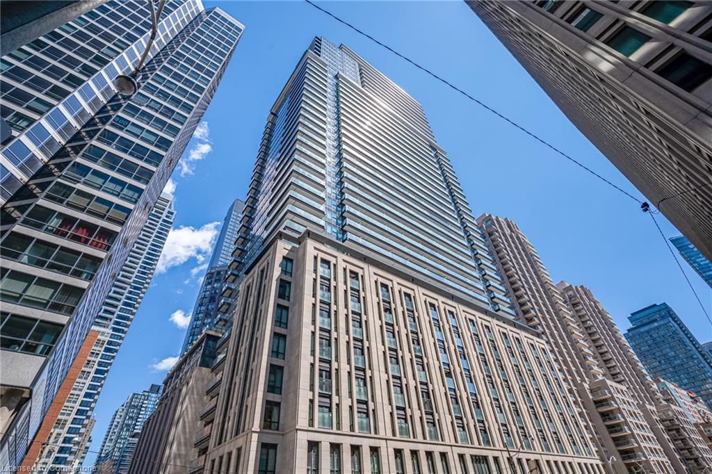 955 Bay Street 1809