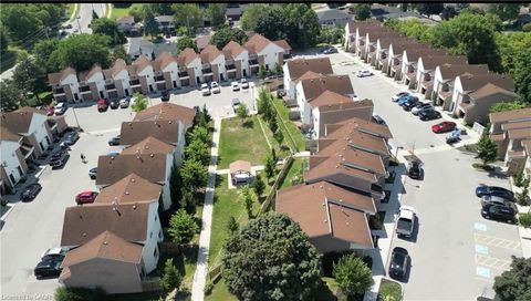 15 Millwood Crescent Kitchener ON N2P 1X3