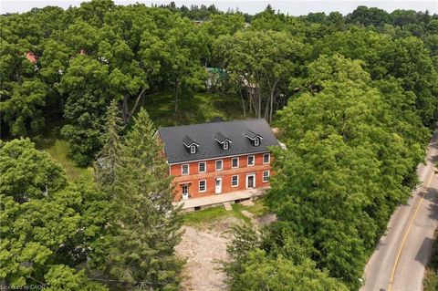 38 Shirk Place Kitchener ON N2K 1R4