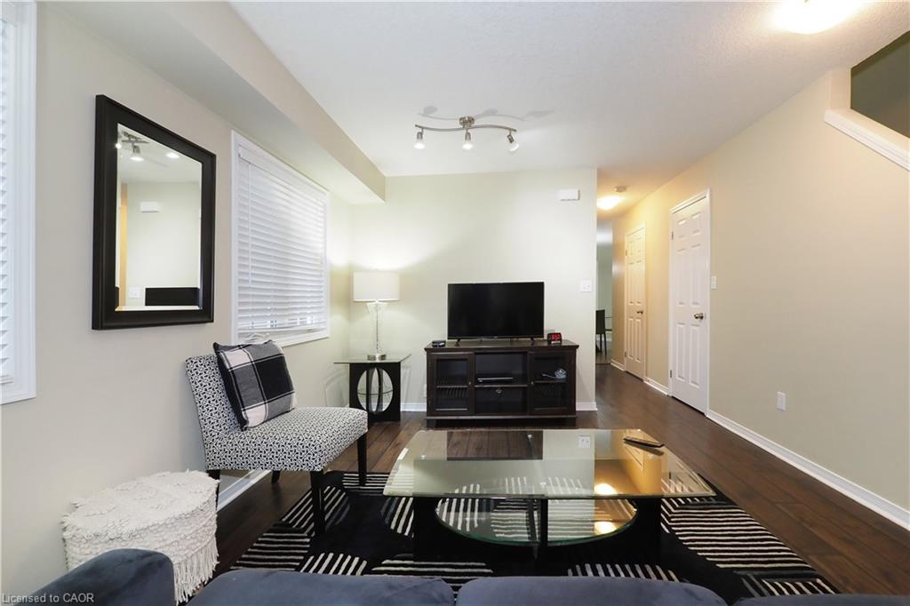 240 Westmeadow Drive 12B