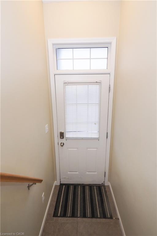 240 Westmeadow Drive 12B