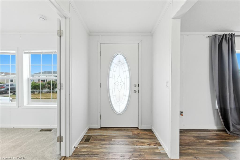 45 Riverbend Crescent