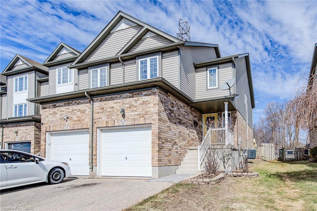 17 Red Clover Crescent