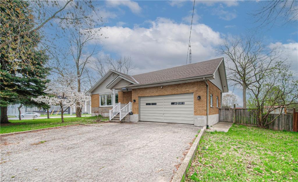 2300 Fountain Street N