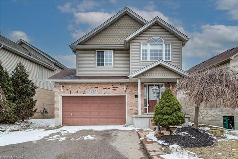 278 Huck Crescent Kitchener ON N2N 3M8
