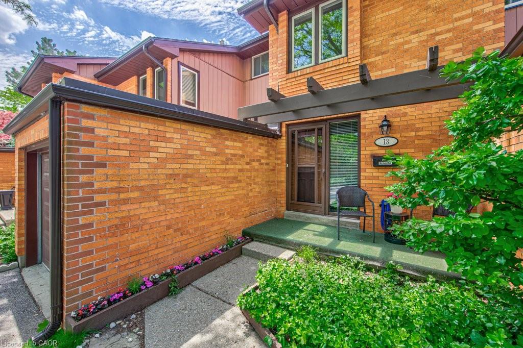 206 Candlewood Crescent 13
