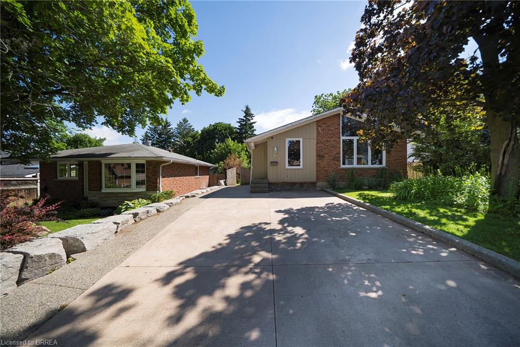 17 Flynn Avenue