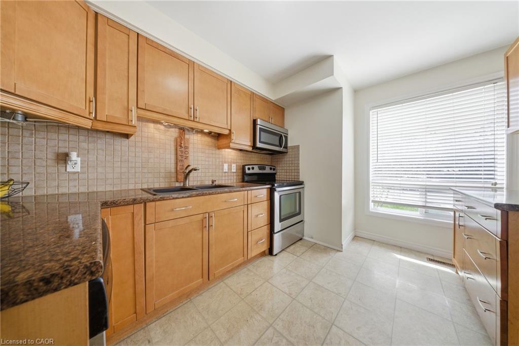 32 Mowat Boulevard 41