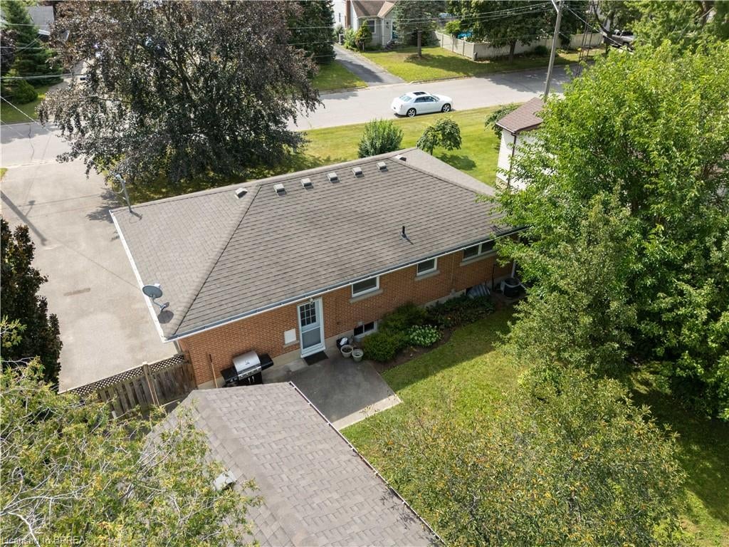 25 Wayne Drive