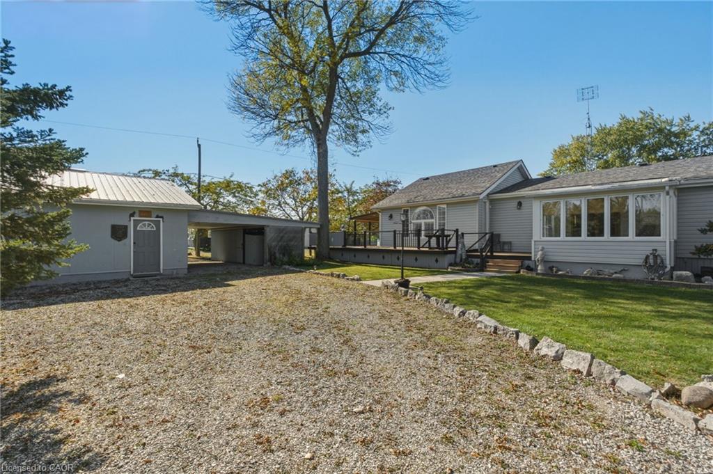 1022 Lakeshore Road