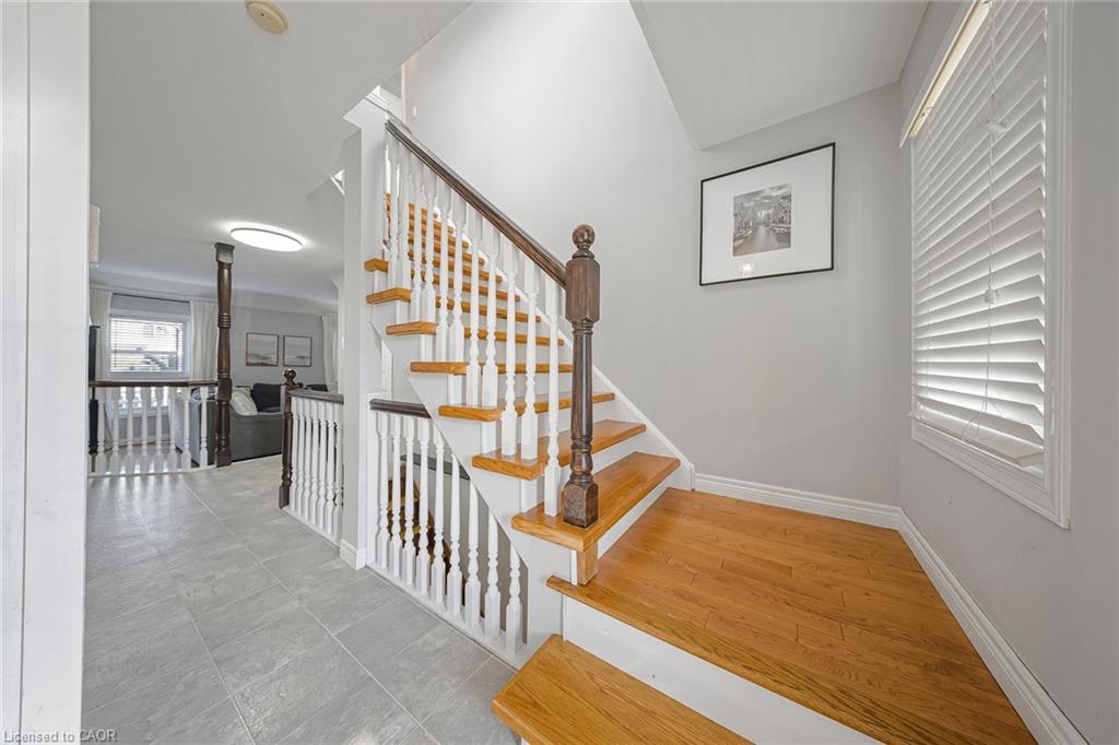 18 Mountain Mint Crescent