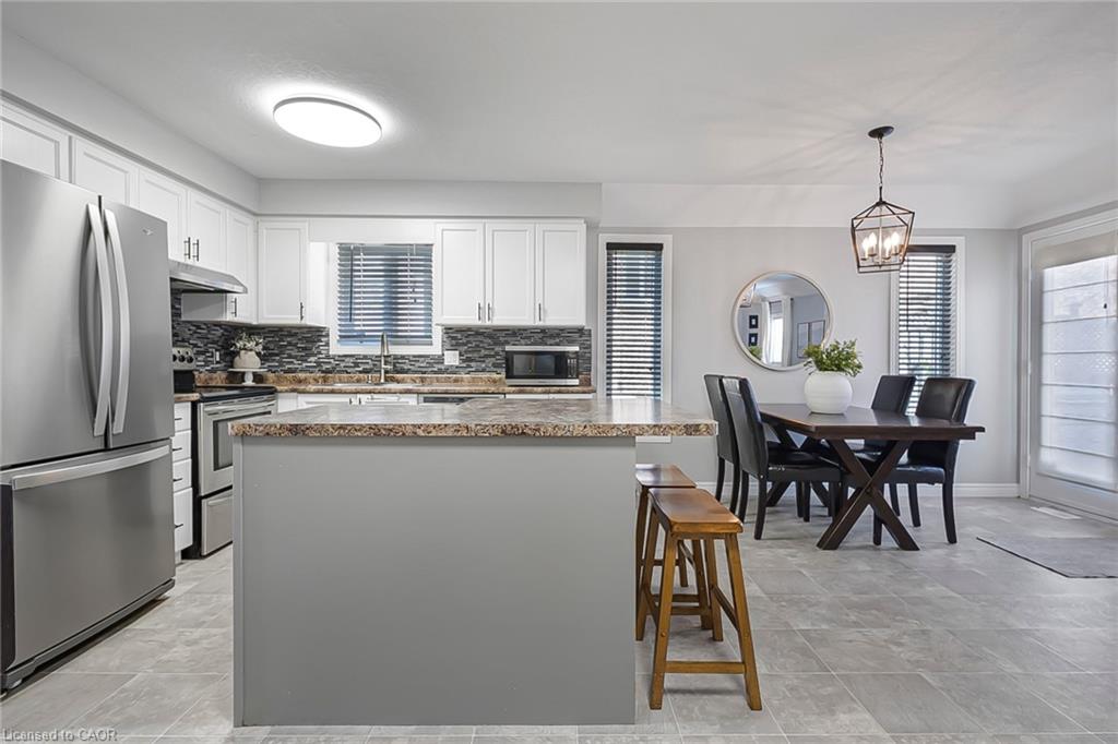 18 Mountain Mint Crescent