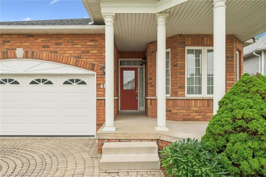 685 Langlaw Drive