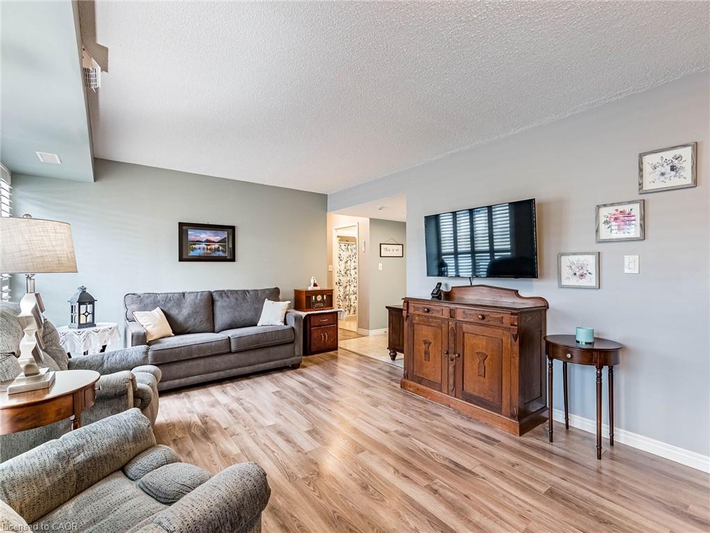 3267 King Street E 105