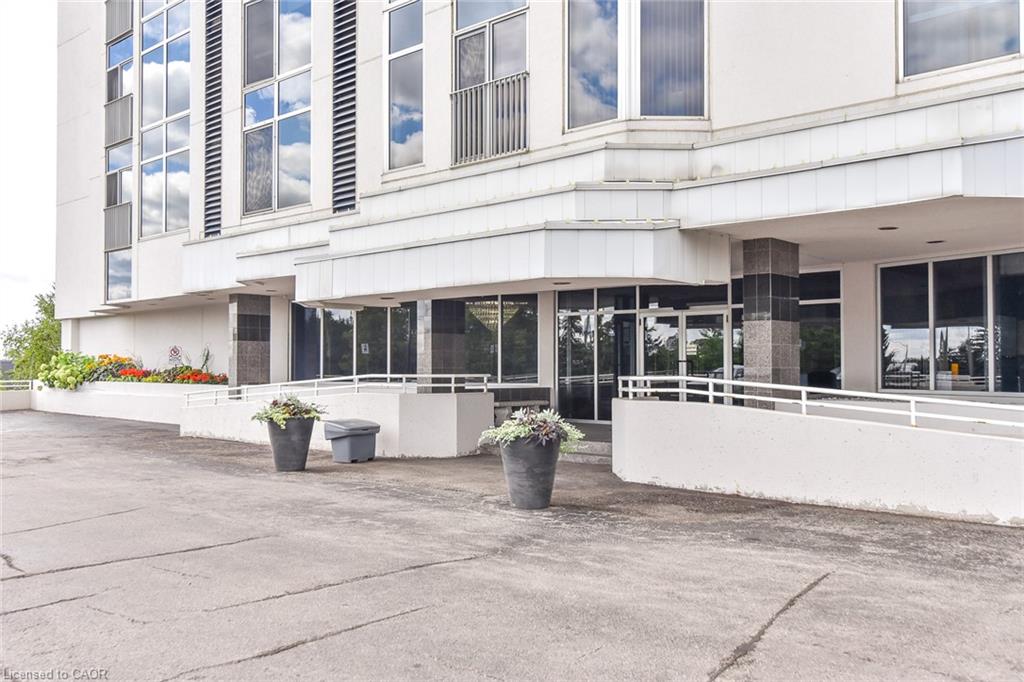 190 Hespeler Road 802