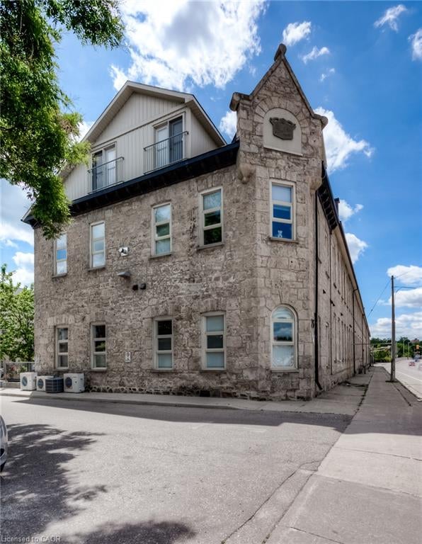 25 Concession Street 110
