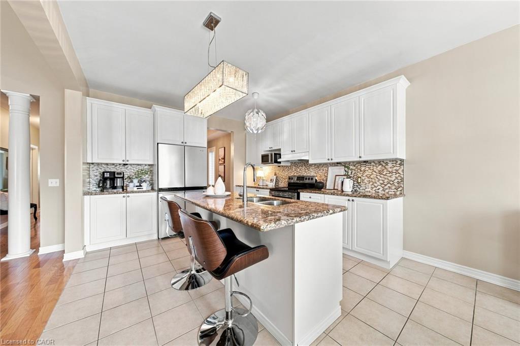 8971 Tristar Crescent
