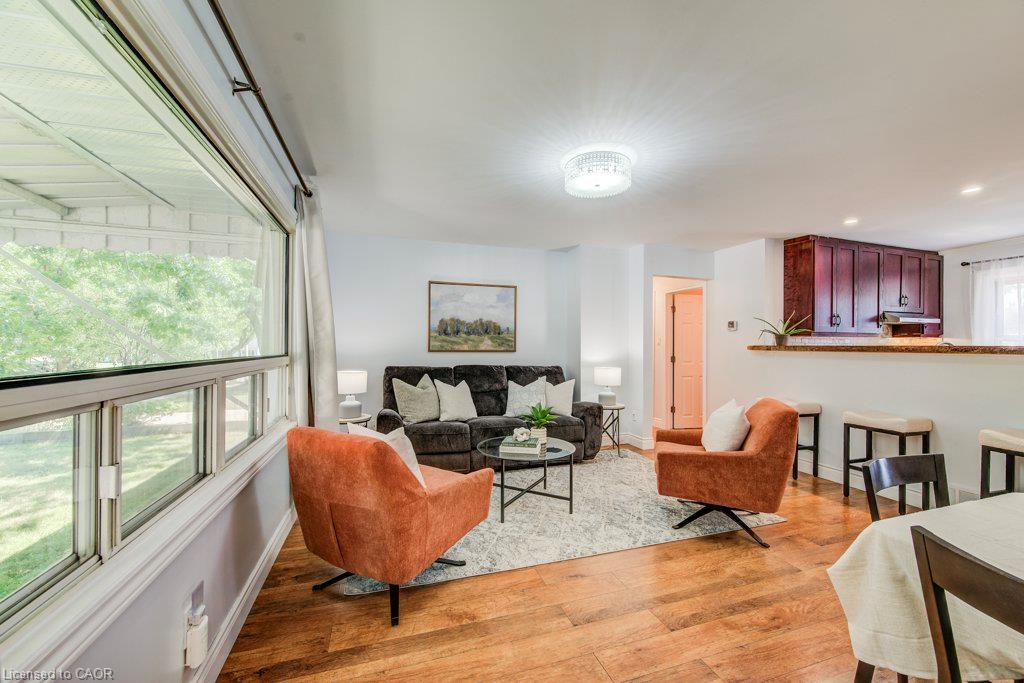 17 Crestwood Avenue
