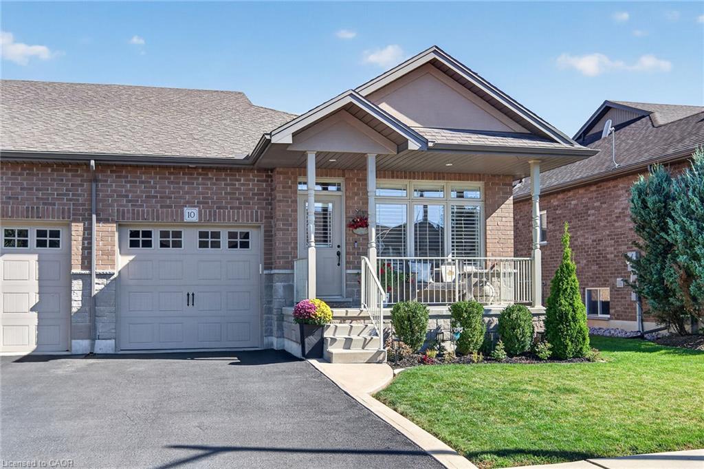10 Macneil Court