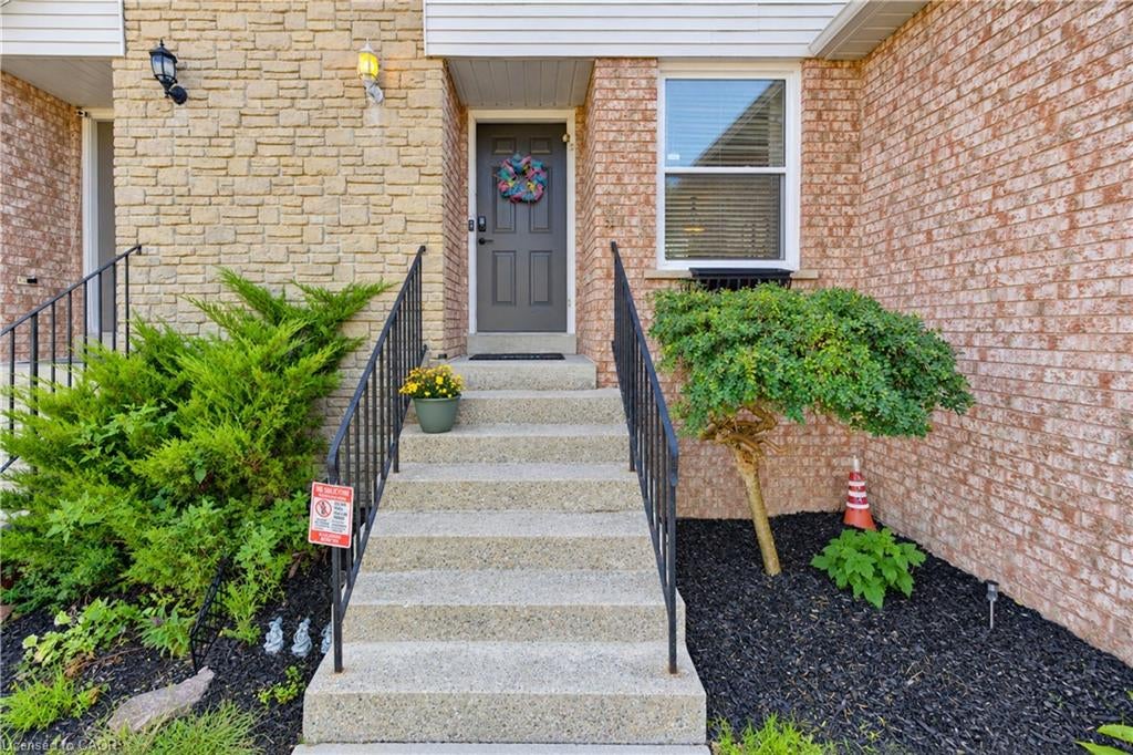 190 Nith River Way