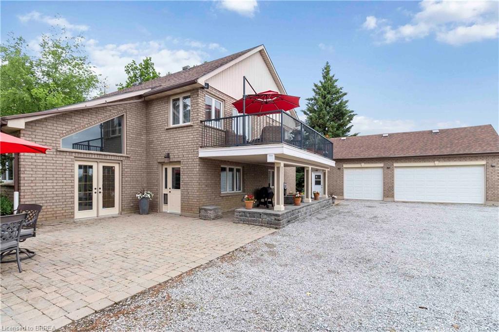 221 Old Onondaga Road E