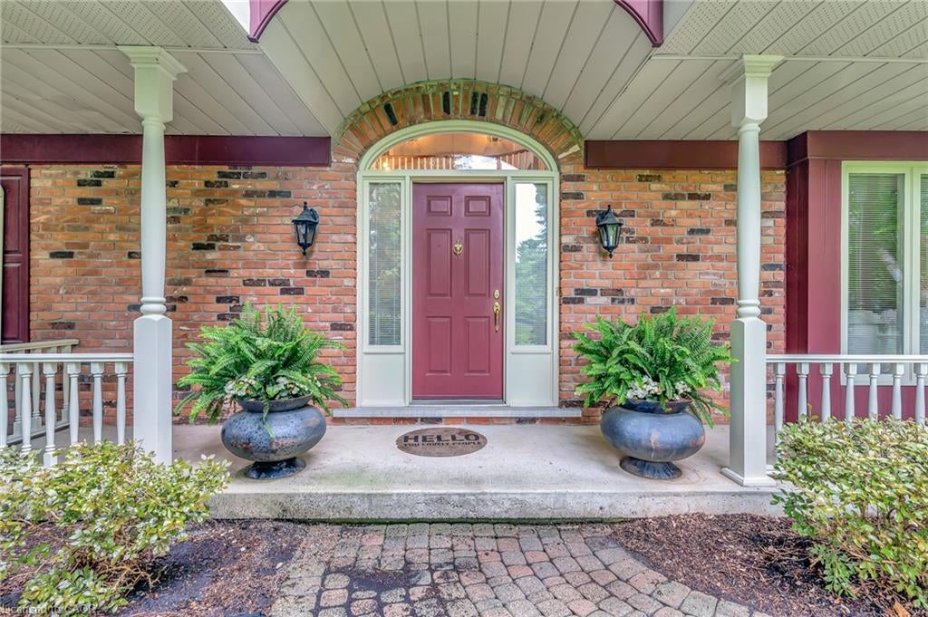 22 Deerpath Court