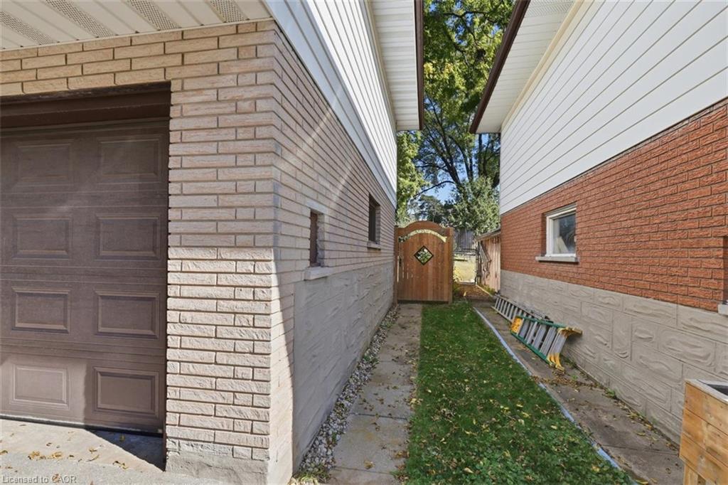 40 Kenmore Avenue