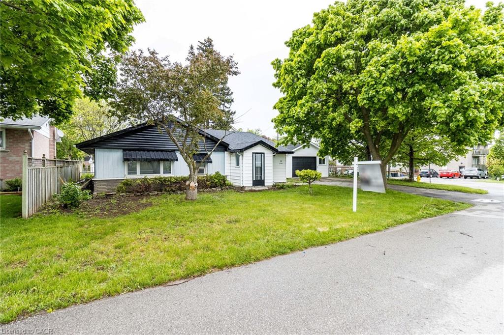 15 Spiers Crescent