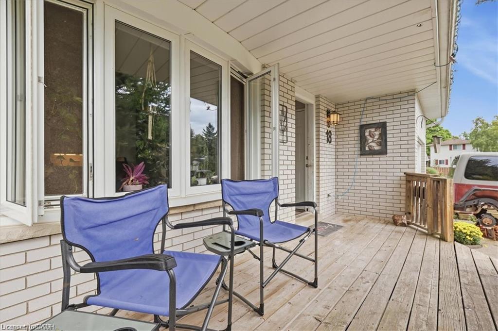 18 Forest Glen Court