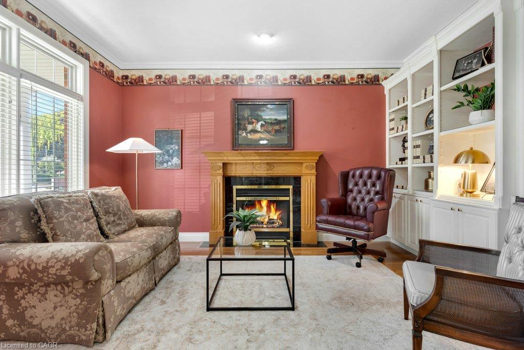 375 George Street N 1