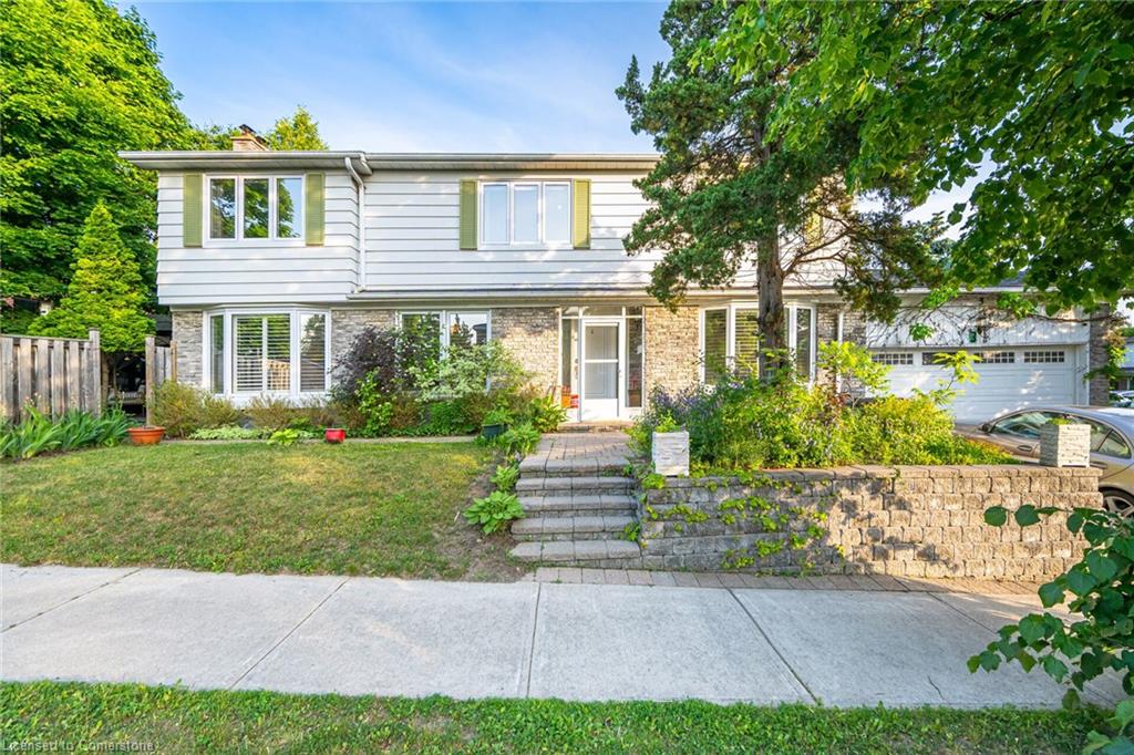 3 Placentia Boulevard