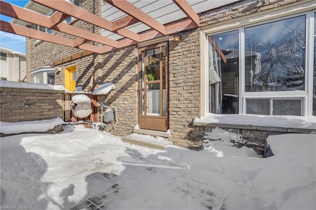 22 Ralgreen Crescent