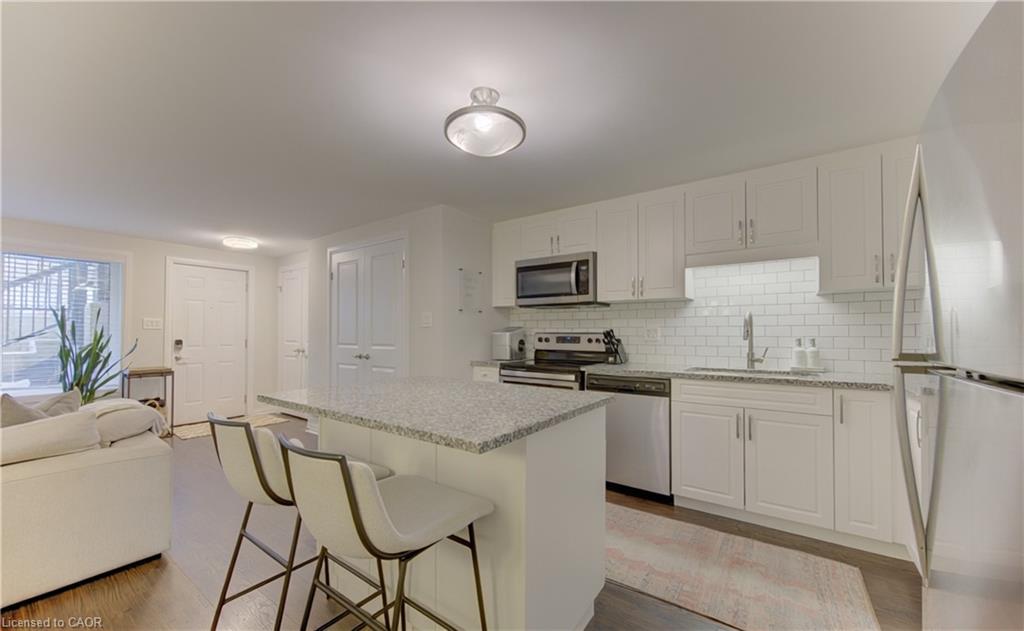 1989 Ottawa Street S 20H