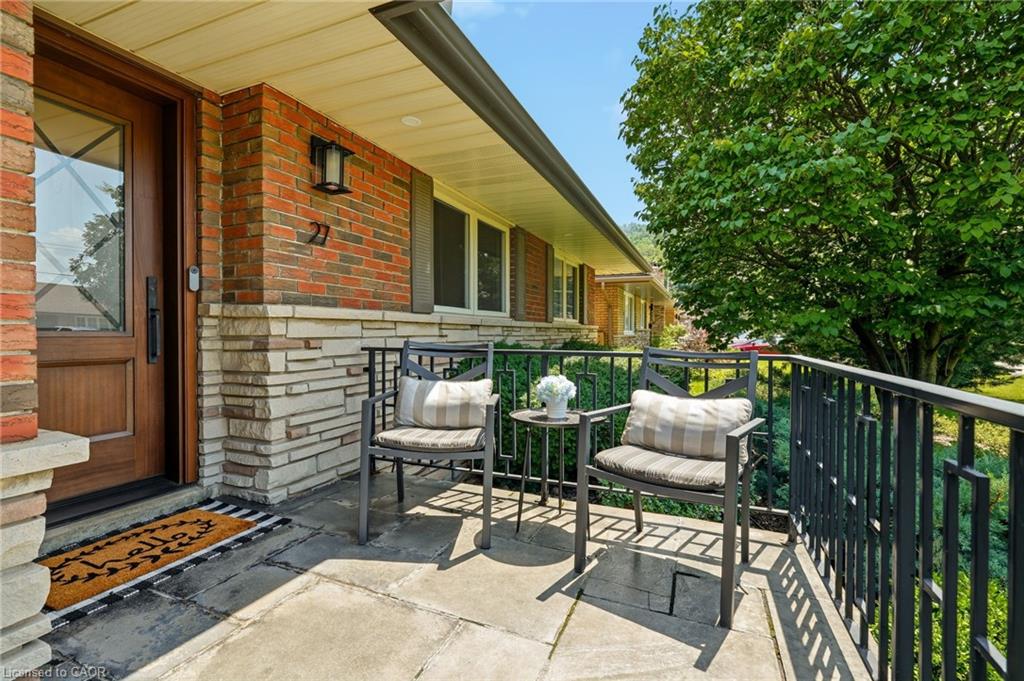 27 Brentwood Drive