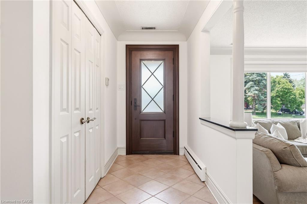 27 Brentwood Drive