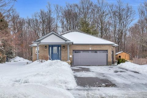 13 Burlwood Drive Elmira ON N3B 3L2