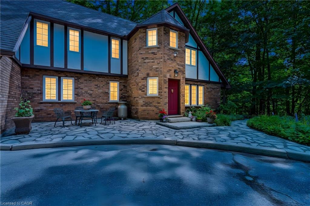110 Grand Ridge Drive