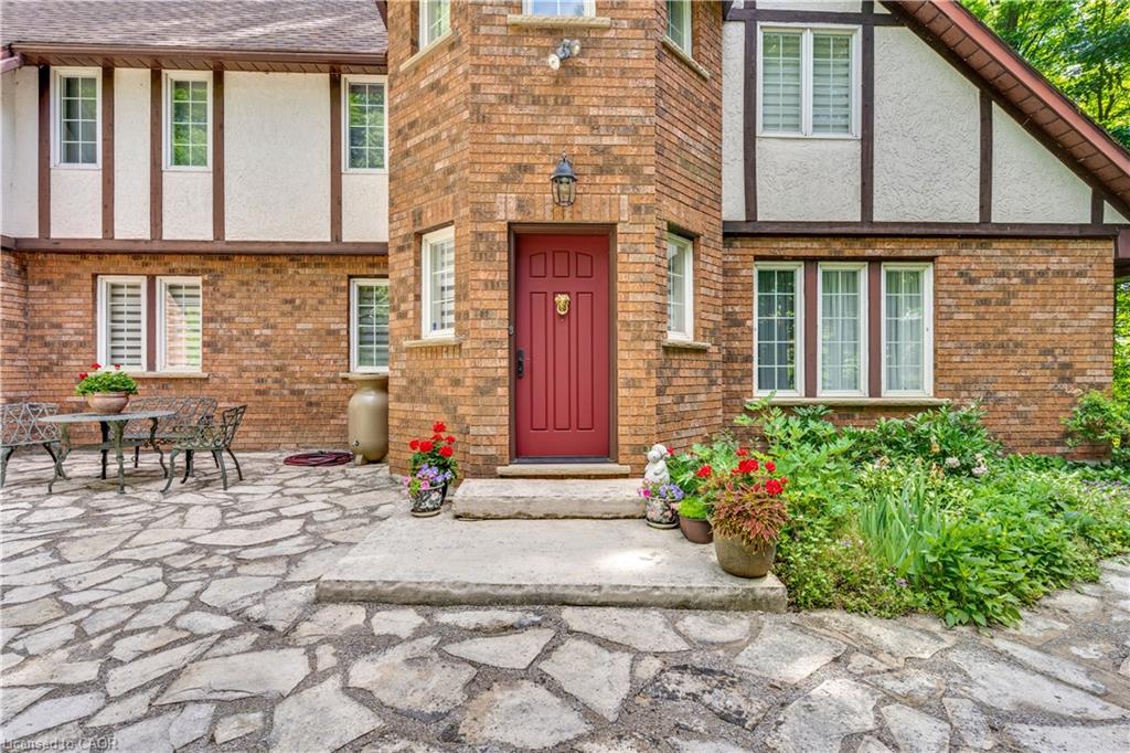 110 Grand Ridge Drive