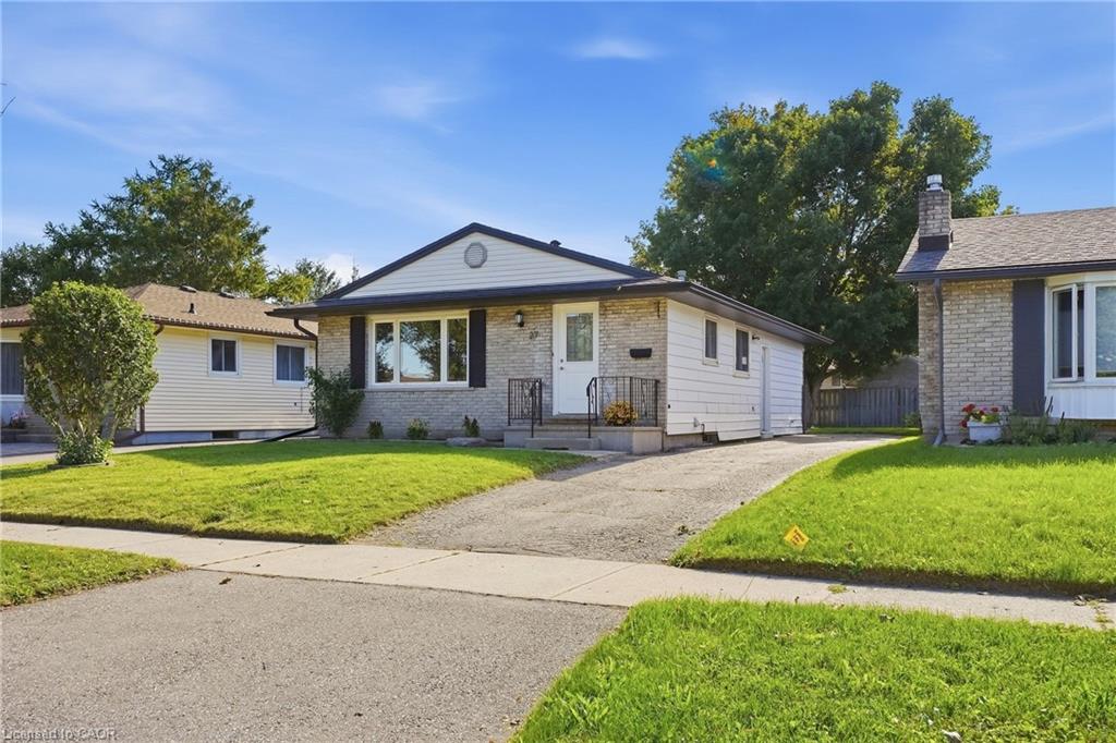27 Appalachian Crescent