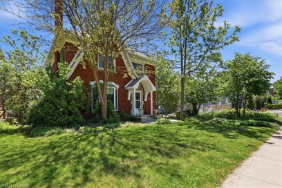 859 Queen's Boulevard Kitchener ON N2M 1A6
