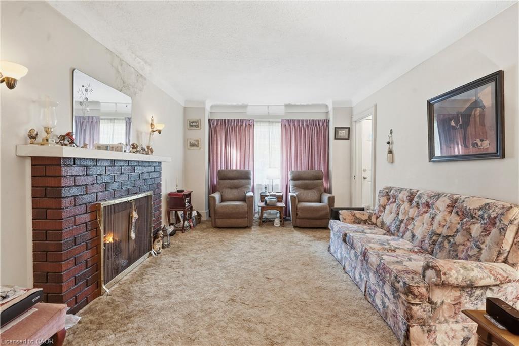 34 Pinecrest Avenue